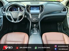 HYUNDAI SANTA FÉ 3.3 MPFI 4X4 7 LUGARES V6 270CV 2014/2015 V10 VEÍCULOS CAXIAS DO SUL / Carros no Vale