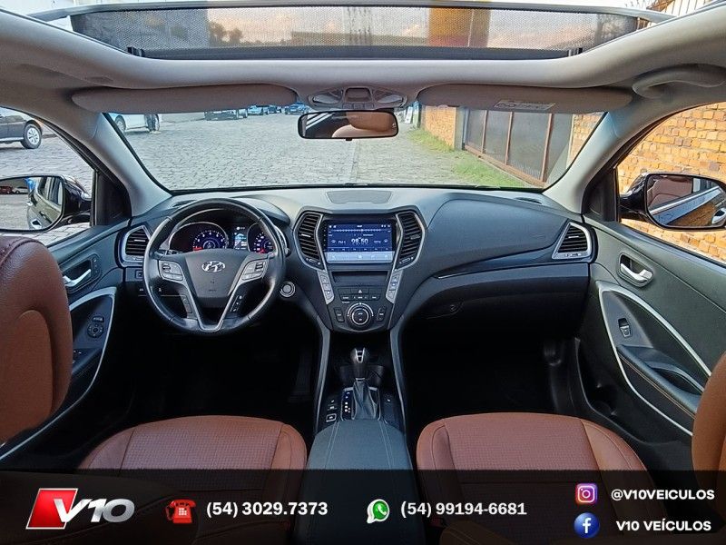 HYUNDAI SANTA FÉ 3.3 MPFI 4X4 7 LUGARES V6 270CV 2014/2015 V10 VEÍCULOS CAXIAS DO SUL / Carros no Vale HYUNDAI SANTA FÉ 3.3 MPFI 4X4 7 LUGARES V6 270CV 2014/2015 V10 VEÍCULOS CAXIAS DO SUL / Carros no Vale