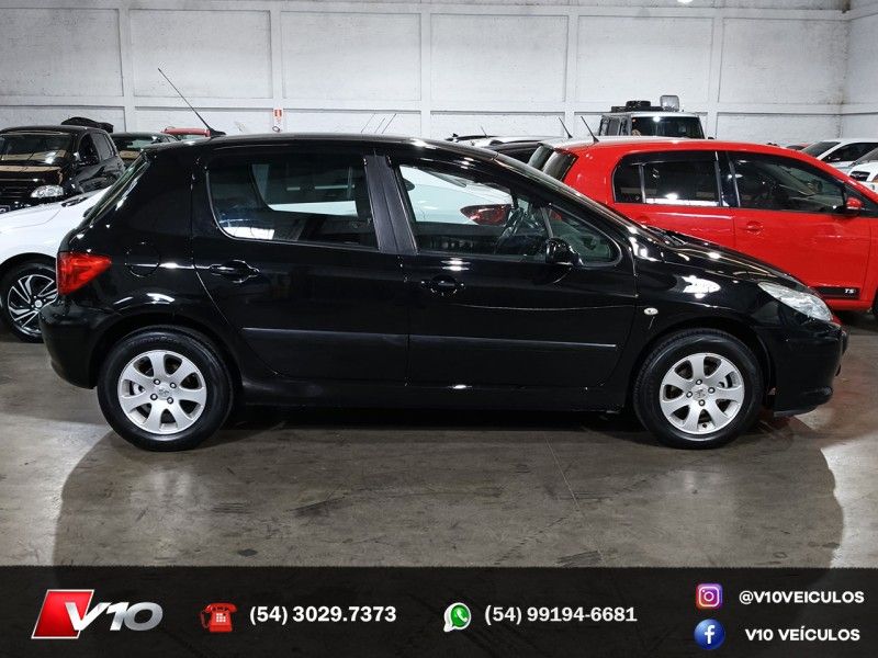 PEUGEOT 307 1.6 PRESENCE 16V 2007/2008 V10 VEÍCULOS CAXIAS DO SUL / Carros no Vale