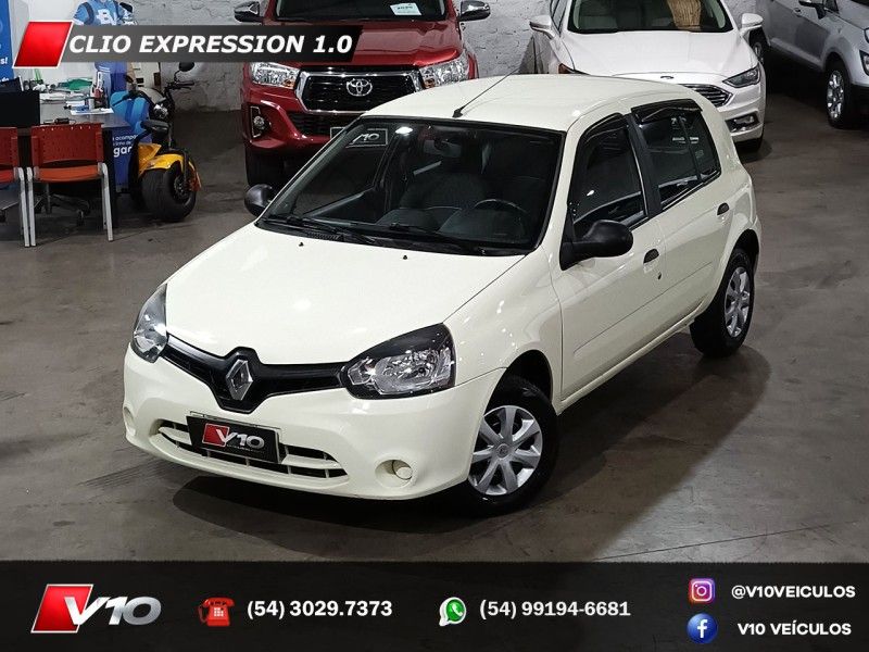 RENAULT CLIO 1.0 EXPRESSION 16V 2014/2015 V10 VEÍCULOS CAXIAS DO SUL / Carros no Vale
