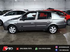 RENAULT CLIO 1.6 PRIVILÉGE SEDAN 16V 2006/2007 V10 VEÍCULOS CAXIAS DO SUL / Carros no Vale