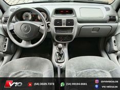 RENAULT CLIO 1.6 PRIVILÉGE SEDAN 16V 2006/2007 V10 VEÍCULOS CAXIAS DO SUL / Carros no Vale