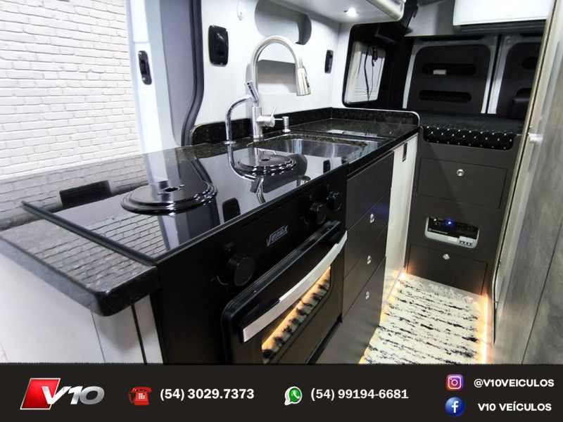 RENAULT MASTER 2.3 EXTRA FURGÃO L3H2 16V TURBO INTERCOOLER 2022/2023 V10 VEÍCULOS CAXIAS DO SUL / Carros no Vale