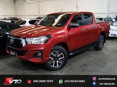 TOYOTA HILUX 2.8 SRV 4X4 CD 16V 2019/2020 V10 VEÍCULOS CAXIAS DO SUL / Carros no Vale