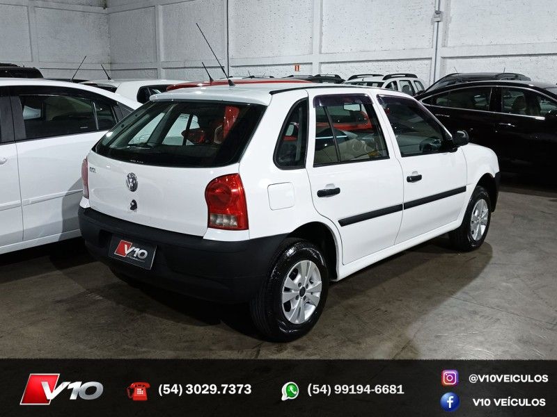 VOLKSWAGEN GOL 1.0 MI CITY 8V G.IV 2006/2006 V10 VEÍCULOS CAXIAS DO SUL / Carros no Vale
