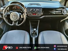 VOLKSWAGEN UP 1.0 MPI RUN UP 12V 2016/2017 V10 VEÍCULOS CAXIAS DO SUL / Carros no Vale