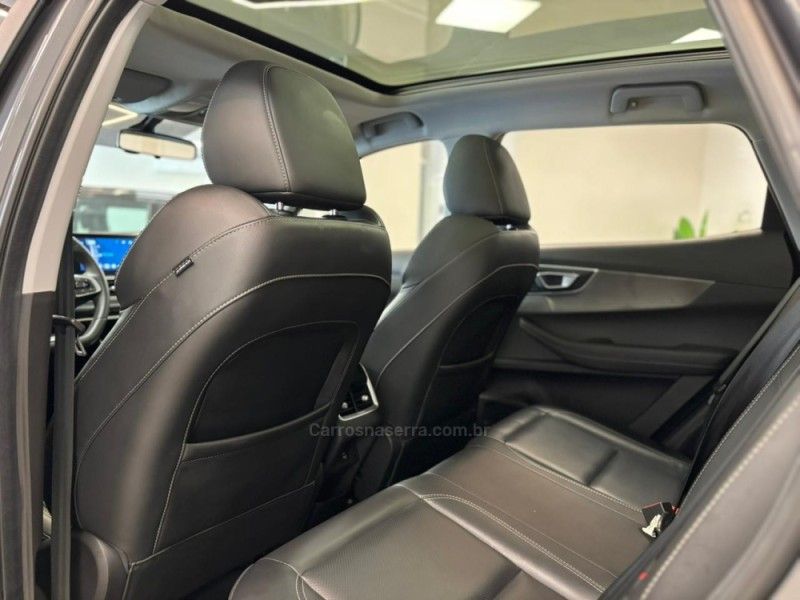 CHERY TIGGO 1.5 16V TURBO 5X PRO 2023/2024 LUIGGI AUTOMÓVEIS CARLOS BARBOSA / Carros no Vale CHERY TIGGO 1.5 16V TURBO 5X PRO 2023/2024 LUIGGI AUTOMÓVEIS CARLOS BARBOSA / Carros no Vale