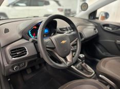 CHEVROLET ONIX 1.4 MPFI LT 8V 2013/2014 LUIGGI AUTOMÓVEIS CARLOS BARBOSA / Carros no Vale