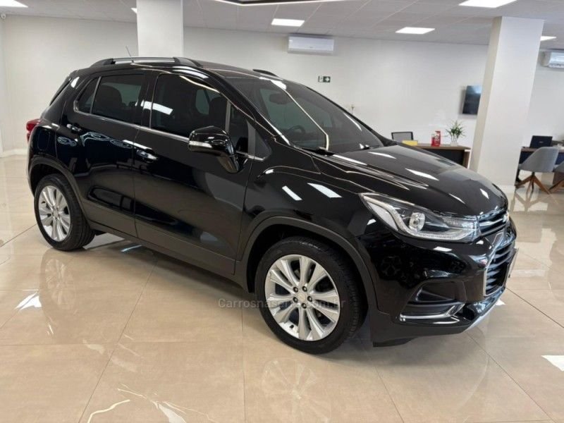 CHEVROLET TRACKER 1.4 16V PREMIER TURBO 2018/2018 LUIGGI AUTOMÓVEIS CARLOS BARBOSA / Carros no Vale