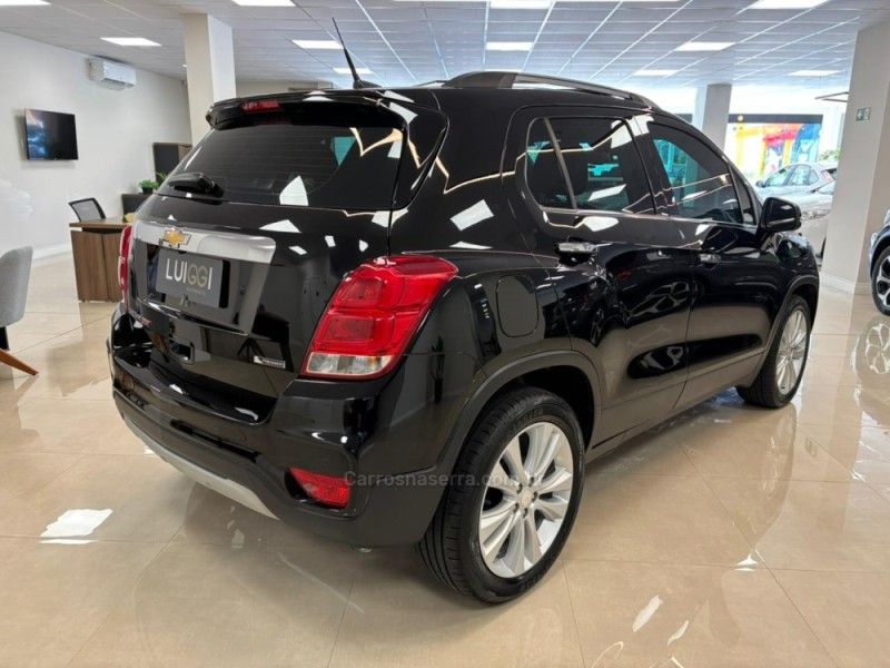CHEVROLET TRACKER 1.4 16V PREMIER TURBO 2018/2018 LUIGGI AUTOMÓVEIS CARLOS BARBOSA / Carros no Vale