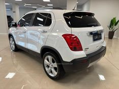 CHEVROLET TRACKER 1.8 MPFI LTZ 4X2 16V 2014/2014 LUIGGI AUTOMÓVEIS CARLOS BARBOSA / Carros no Vale
