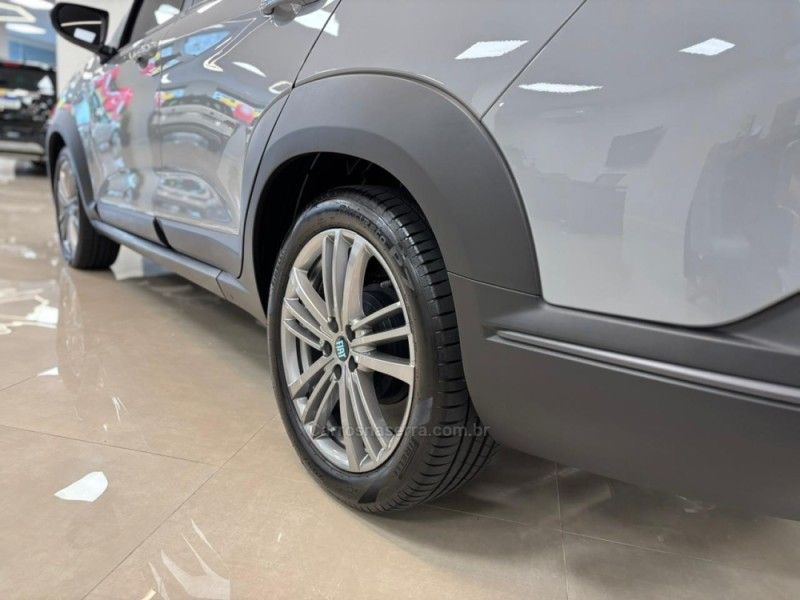 FIAT FASTBACK 1.0 200 TURBO DRIVE 2023/2024 LUIGGI AUTOMÓVEIS CARLOS BARBOSA / Carros no Vale