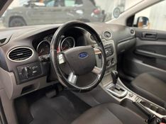 FORD FOCUS 2.0 HC 16V 2010/2011 LUIGGI AUTOMÓVEIS CARLOS BARBOSA / Carros no Vale