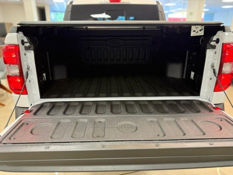 FORD MAVERICK 2.0 LARIAT FX4 ECOBOOST 2025/2025 LUIGGI AUTOMÓVEIS CARLOS BARBOSA / Carros no Vale