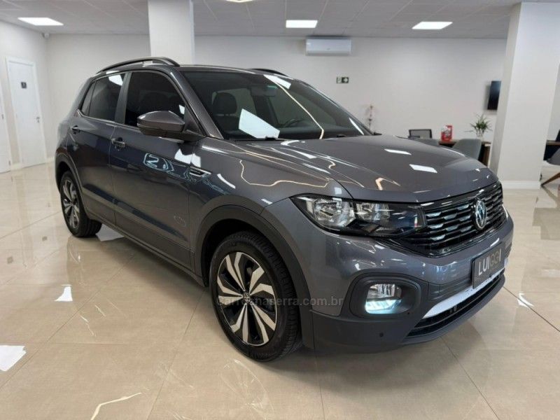VOLKSWAGEN T-CROSS 1.0 COMFORTLINE TSI 2021/2022 LUIGGI AUTOMÓVEIS CARLOS BARBOSA / Carros no Vale