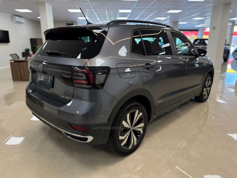 VOLKSWAGEN T-CROSS 1.0 COMFORTLINE TSI 2021/2022 LUIGGI AUTOMÓVEIS CARLOS BARBOSA / Carros no Vale