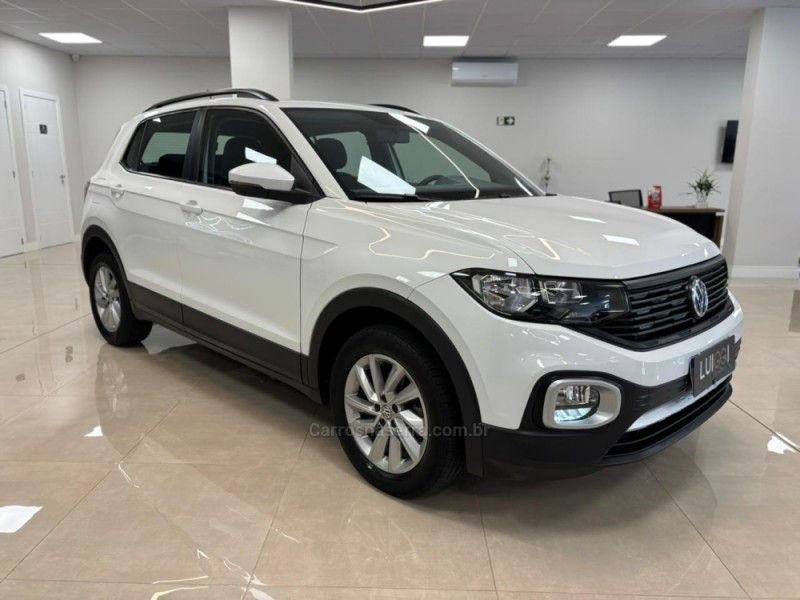 VOLKSWAGEN T-CROSS 1.0 TSI 200 SENSE 2019/2020 LUIGGI AUTOMÓVEIS CARLOS BARBOSA / Carros no Vale VOLKSWAGEN T-CROSS 1.0 TSI 200 SENSE 2019/2020 LUIGGI AUTOMÓVEIS CARLOS BARBOSA / Carros no Vale