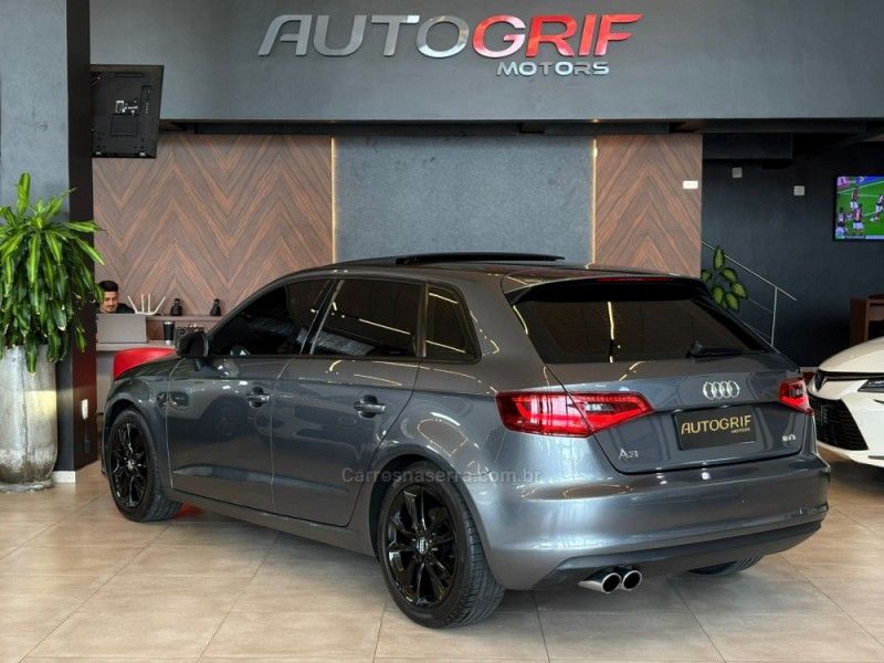 AUDI A3 1.8 TFSI SPORTBACK 16V 2014/2014 AUTOGRIF MOTORS CAMPO BOM / Carros no Vale