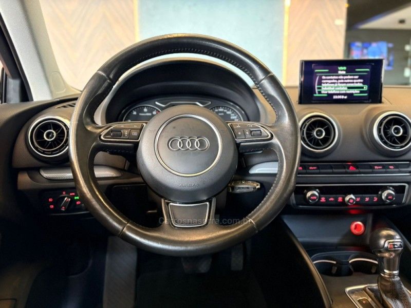 AUDI A3 1.8 TFSI SPORTBACK 16V 2014/2014 AUTOGRIF MOTORS CAMPO BOM / Carros no Vale