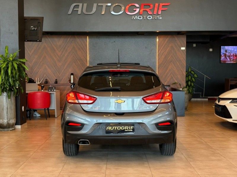 CHEVROLET CRUZE 1.4 TURBO LTZ SPORT6 16V 2022/2022 AUTOGRIF MOTORS CAMPO BOM / Carros no Vale