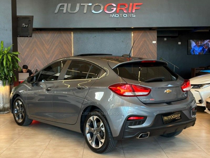 CHEVROLET CRUZE 1.4 TURBO LTZ SPORT6 16V 2022/2022 AUTOGRIF MOTORS CAMPO BOM / Carros no Vale