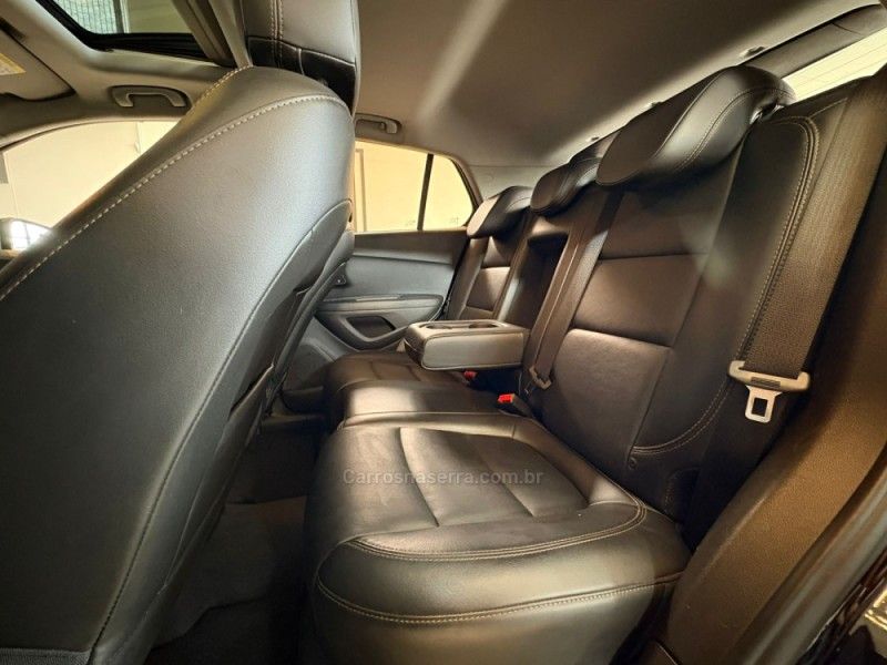 CHEVROLET TRACKER 1.4 16V TURBO LTZ 2017/2017 AUTOGRIF MOTORS CAMPO BOM / Carros no Vale