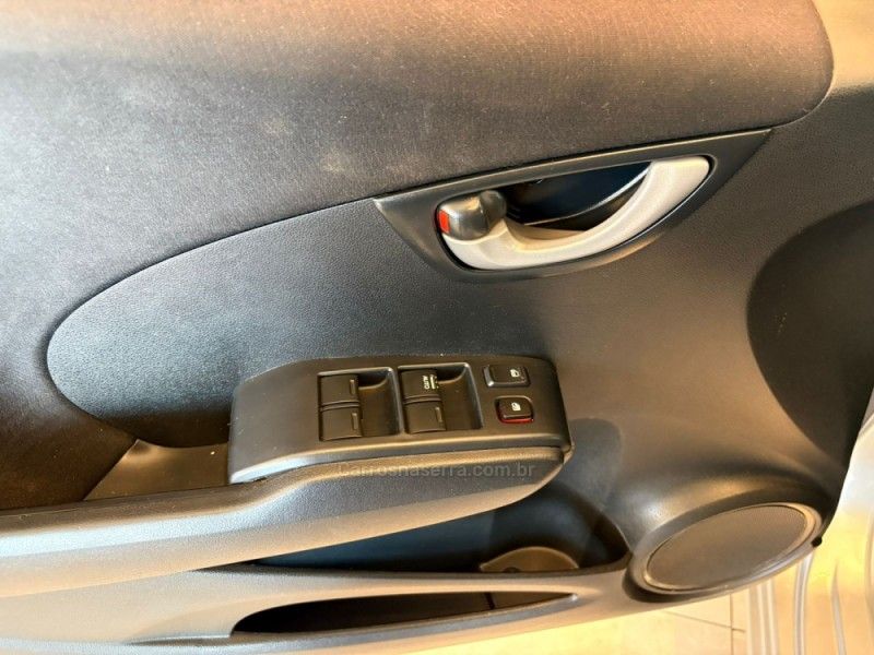 HONDA FIT 1.5 EX 16V 2011/2011 AUTOGRIF MOTORS CAMPO BOM / Carros no Vale HONDA FIT 1.5 EX 16V 2011/2011 AUTOGRIF MOTORS CAMPO BOM / Carros no Vale