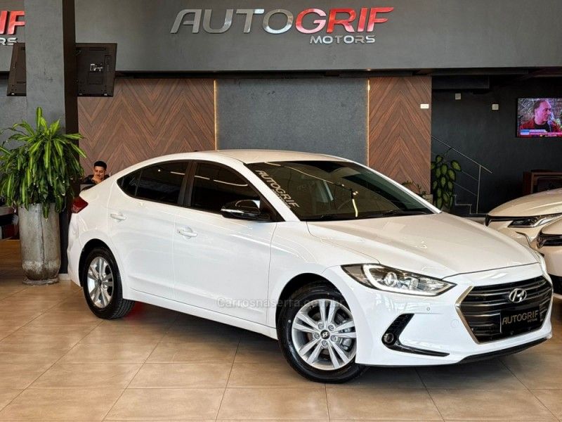 HYUNDAI ELANTRA 2.0 GLS 16V 2017/2017 AUTOGRIF MOTORS CAMPO BOM / Carros no Vale