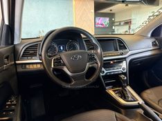 HYUNDAI ELANTRA 2.0 GLS 16V 2017/2017 AUTOGRIF MOTORS CAMPO BOM / Carros no Vale
