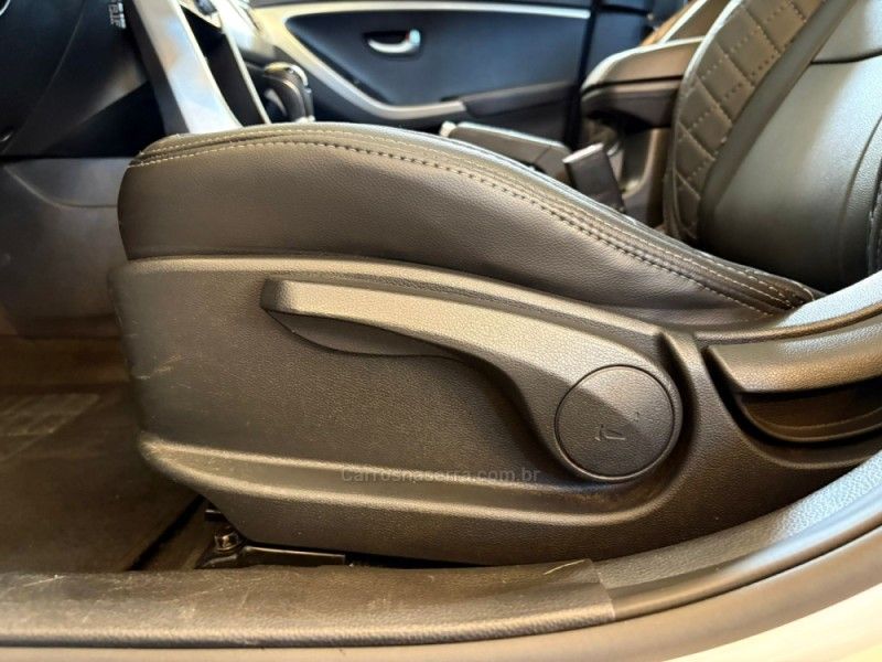 HYUNDAI I30 1.8 MPI 16V 2015/2015 AUTOGRIF MOTORS CAMPO BOM / Carros no Vale