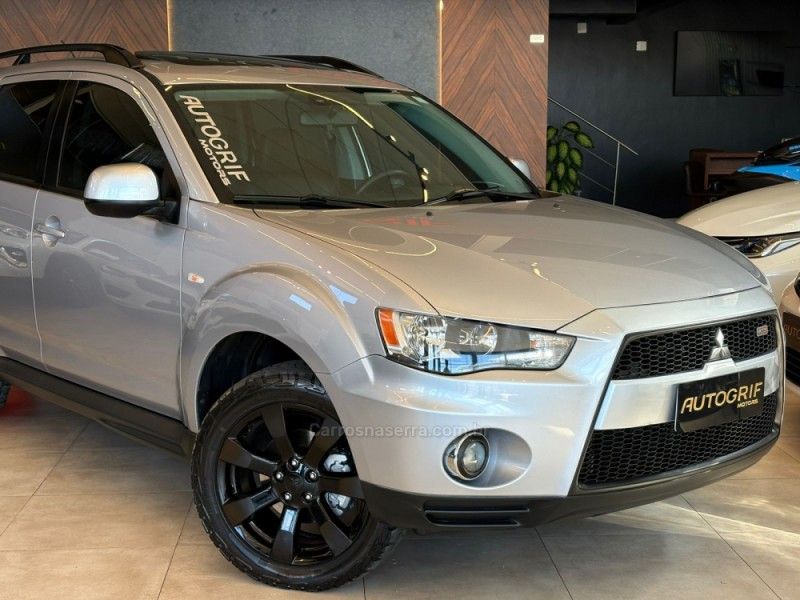 MITSUBISHI OUTLANDER 3.0 GT4 4X4 V6 24V 2010/2011 AUTOGRIF MOTORS CAMPO BOM / Carros no Vale