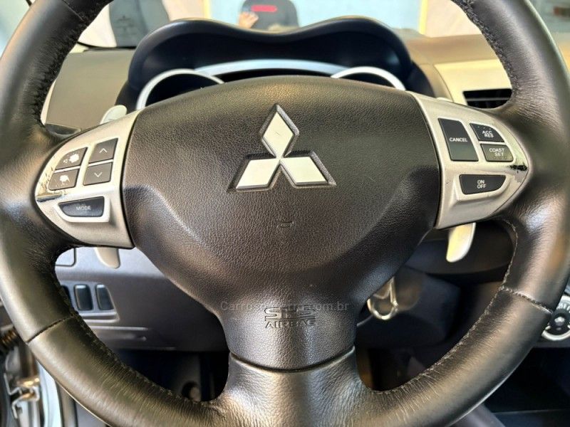 MITSUBISHI OUTLANDER 3.0 GT4 4X4 V6 24V 2010/2011 AUTOGRIF MOTORS CAMPO BOM / Carros no Vale