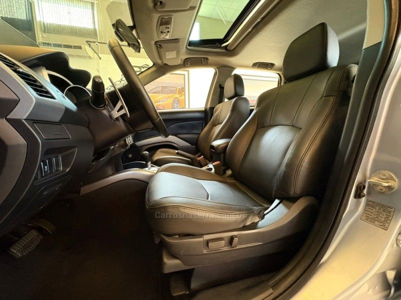 MITSUBISHI OUTLANDER 3.0 GT4 4X4 V6 24V 2010/2011 AUTOGRIF MOTORS CAMPO BOM / Carros no Vale
