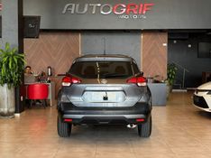 NISSAN KICKS 1.6 16V SL XTRONIC 2017/2017 AUTOGRIF MOTORS CAMPO BOM / Carros no Vale