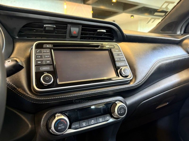 NISSAN KICKS 1.6 16V SL XTRONIC 2017/2017 AUTOGRIF MOTORS CAMPO BOM / Carros no Vale