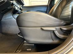 NISSAN KICKS 1.6 16V SL XTRONIC 2017/2017 AUTOGRIF MOTORS CAMPO BOM / Carros no Vale