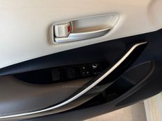 TOYOTA COROLLA 1.8 ALTIS PREMIUM 16V HÍBRIDO 2020/2020 AUTOGRIF MOTORS CAMPO BOM / Carros no Vale