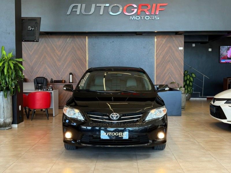 TOYOTA COROLLA 2.0 ALTIS 16V 2014/2014 AUTOGRIF MOTORS CAMPO BOM / Carros no Vale