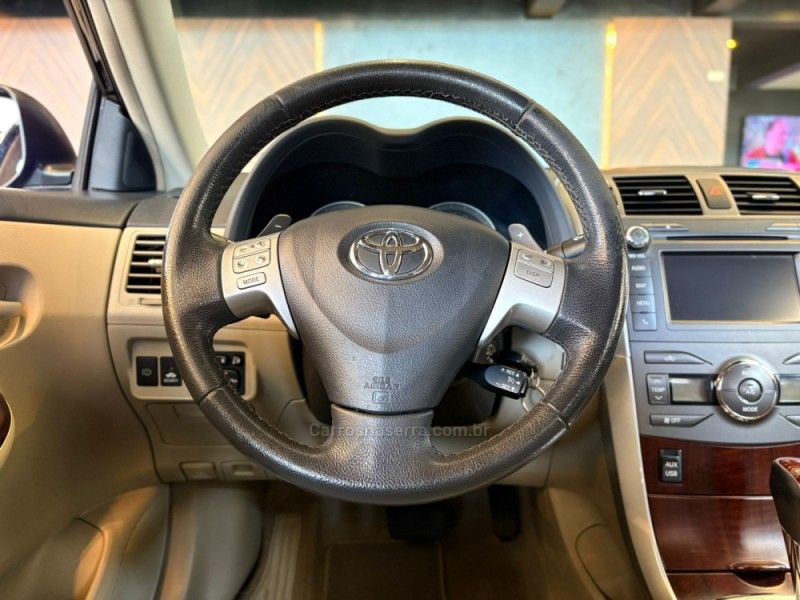 TOYOTA COROLLA 2.0 ALTIS 16V 2014/2014 AUTOGRIF MOTORS CAMPO BOM / Carros no Vale