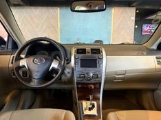 TOYOTA COROLLA 2.0 ALTIS 16V 2014/2014 AUTOGRIF MOTORS CAMPO BOM / Carros no Vale