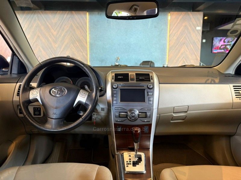 TOYOTA COROLLA 2.0 ALTIS 16V 2014/2014 AUTOGRIF MOTORS CAMPO BOM / Carros no Vale