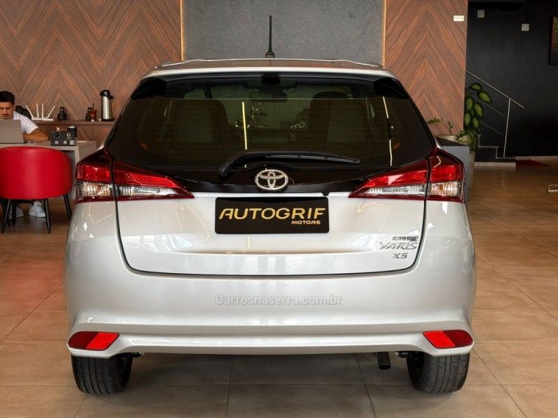 TOYOTA YARIS 1.5 XS 16V 2023/2023 AUTOGRIF MOTORS CAMPO BOM / Carros no Vale