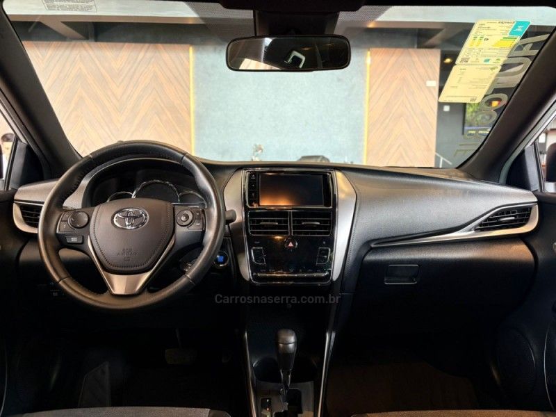 TOYOTA YARIS 1.5 XS 16V 2023/2023 AUTOGRIF MOTORS CAMPO BOM / Carros no Vale