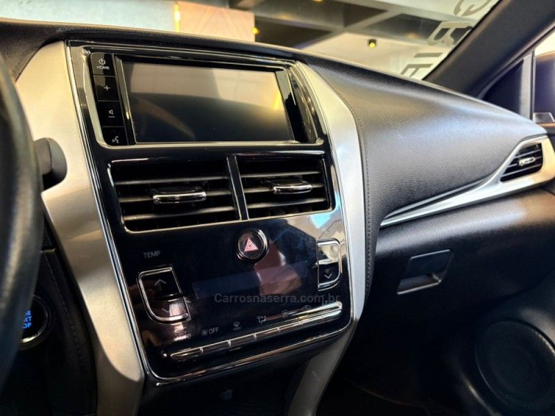 TOYOTA YARIS 1.5 XS CONNECT 16V 2019/2019 AUTOGRIF MOTORS CAMPO BOM / Carros no Vale