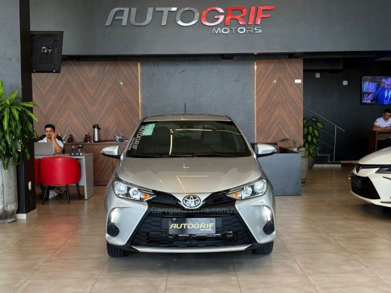 TOYOTA YARIS 1.5 XS CONNECT 16V 2023/2023 AUTOGRIF MOTORS CAMPO BOM / Carros no Vale