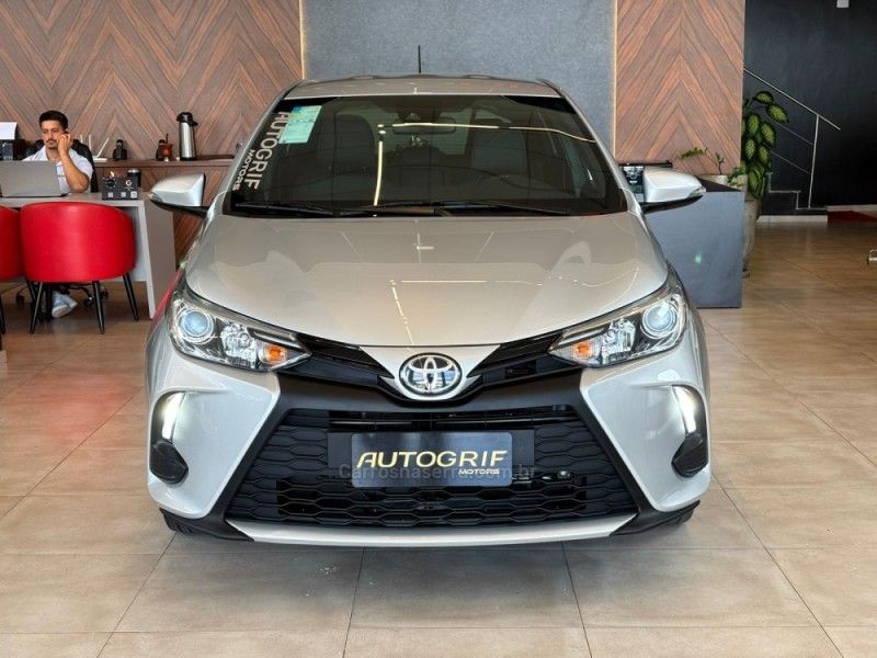 TOYOTA YARIS 1.5 XS CONNECT 16V 2023/2023 AUTOGRIF MOTORS CAMPO BOM / Carros no Vale