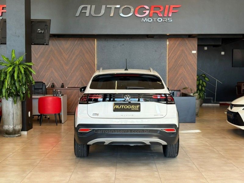 VOLKSWAGEN NIVUS 1.0 TSI HIGHLINE 2022/2022 AUTOGRIF MOTORS CAMPO BOM / Carros no Vale