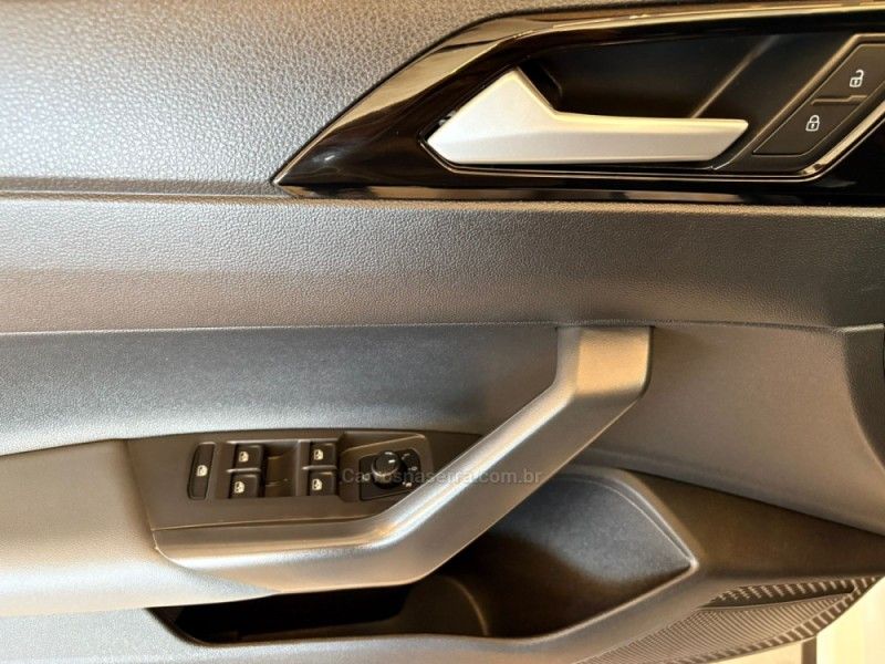 VOLKSWAGEN NIVUS 1.0 TSI HIGHLINE 2022/2022 AUTOGRIF MOTORS CAMPO BOM / Carros no Vale