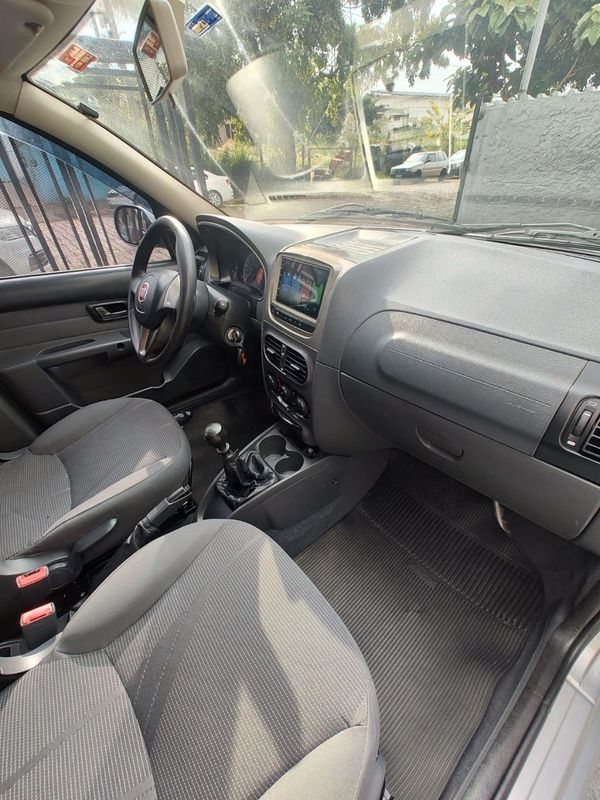 Fiat Palio Week ATTRACTIVE 1.4 Fire 8V 2018/2018 RENNER AUTOMÓVEIS LAJEADO / Carros no Vale Fiat Palio Week ATTRACTIVE 1.4 Fire 8V 2018/2018 RENNER AUTOMÓVEIS LAJEADO / Carros no Vale