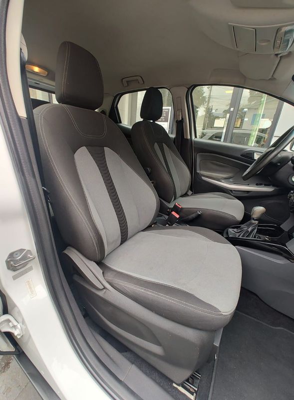 Ford EcoSport FREESTYLE 1.6 16V 2014/2015 RENNER AUTOMÓVEIS LAJEADO / Carros no Vale